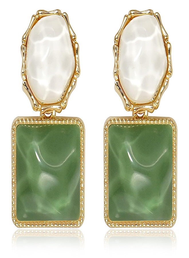Wovanoo Asymmetrical Earrings for Women Boho Resin Dangle Earrings Acrylic Water Ripple Earring Green - Image 1